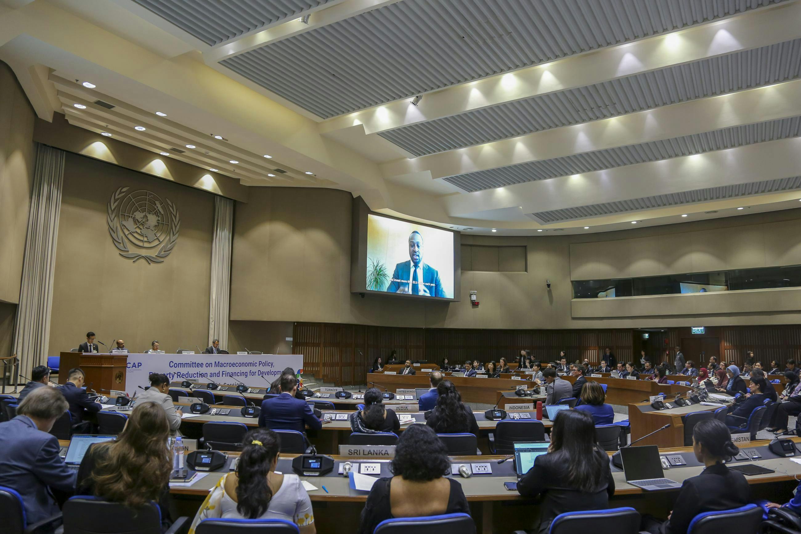 Asian and Pacific governments explore how to close the US$4 trillion development financing gap