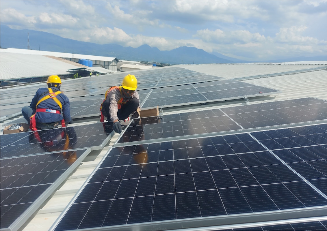Suranisia mengumpulkan $2 juta untuk mendorong adopsi komersial dan industri energi surya di Indonesia |  siaran pers |  Asia
