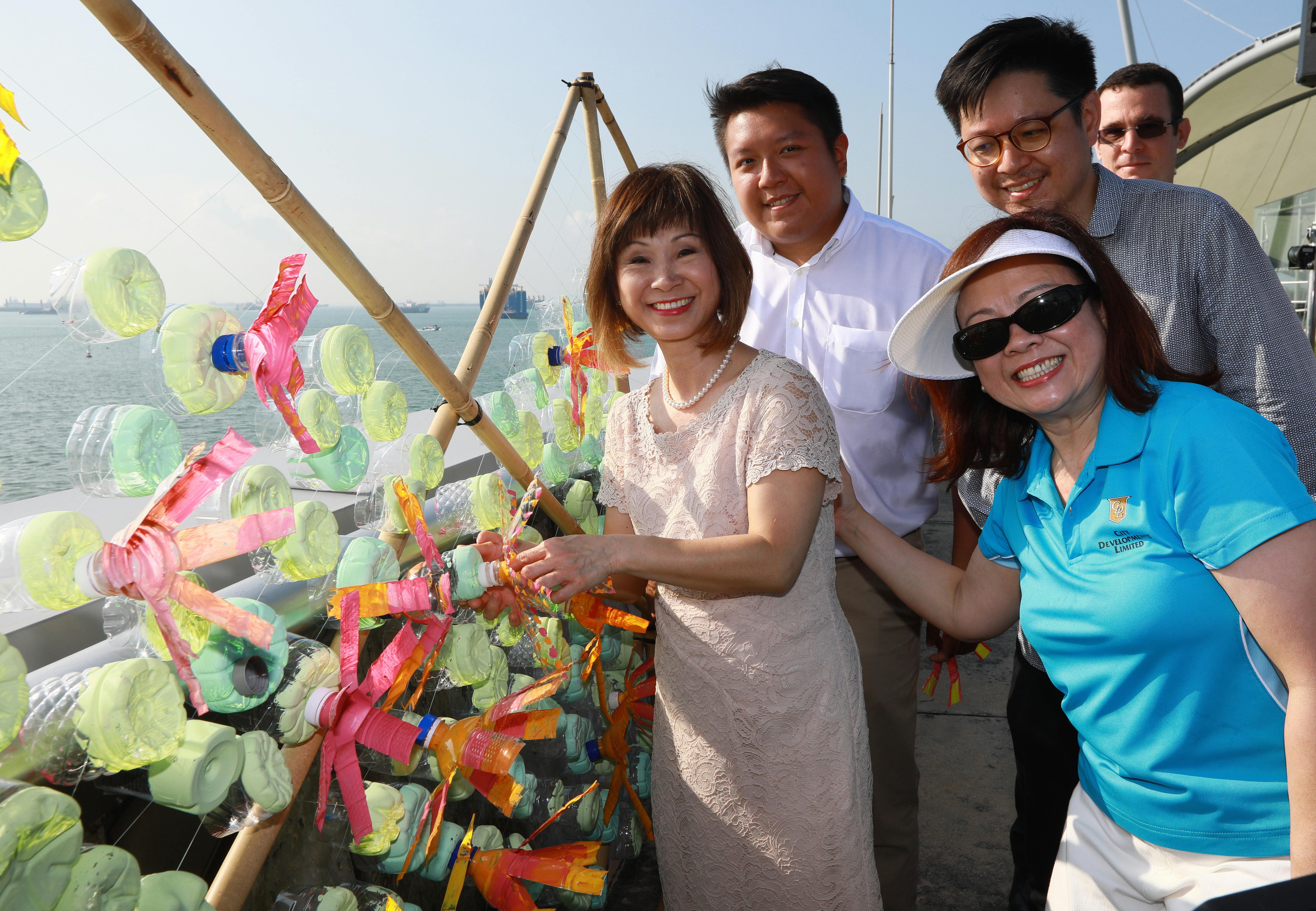 CDL and Global Initiatives launch Singapore series of UN Environment’s #BeatPlasticPollution campaign