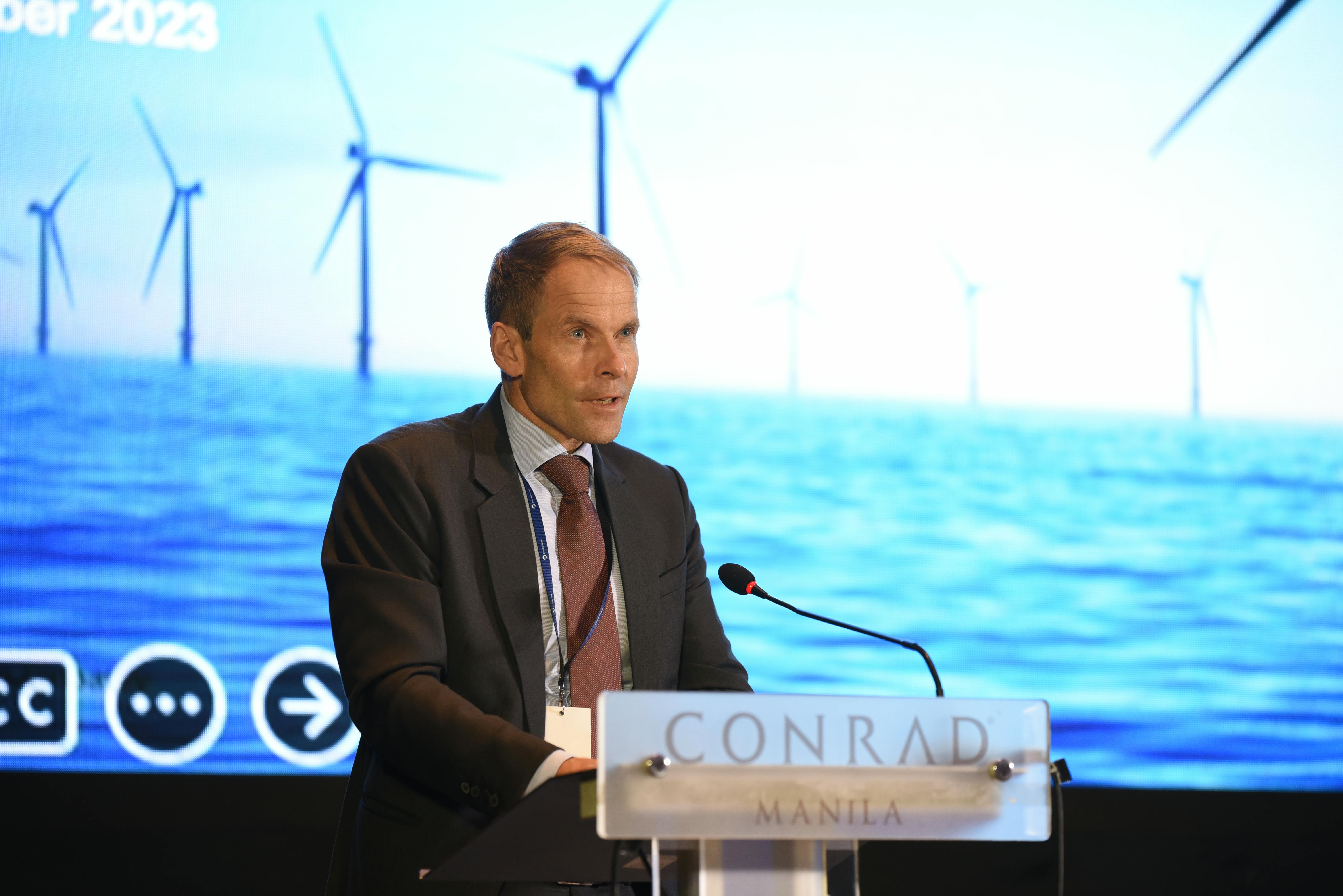 For sustainable finance to flow in the Philippines, transparency and political will are key