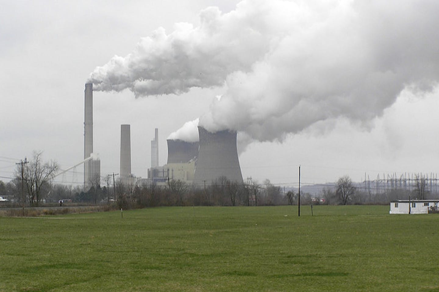 Indonesians file petition against Korea’s public banks to block coal power project