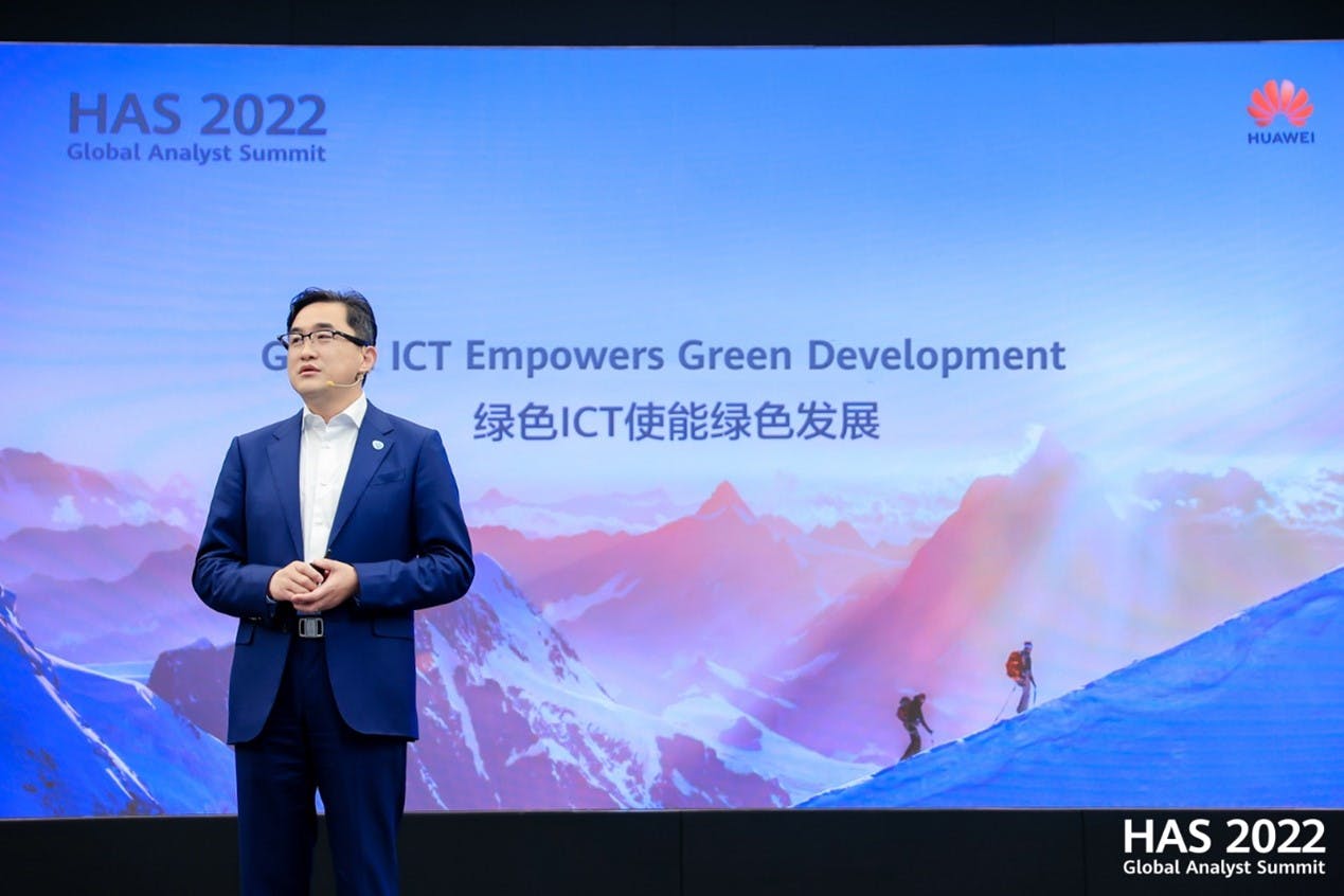 Huawei releases the green development 2030 report