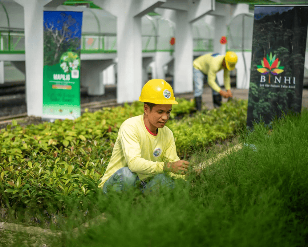 Macquarie confers ESG Award for social impact to EDC