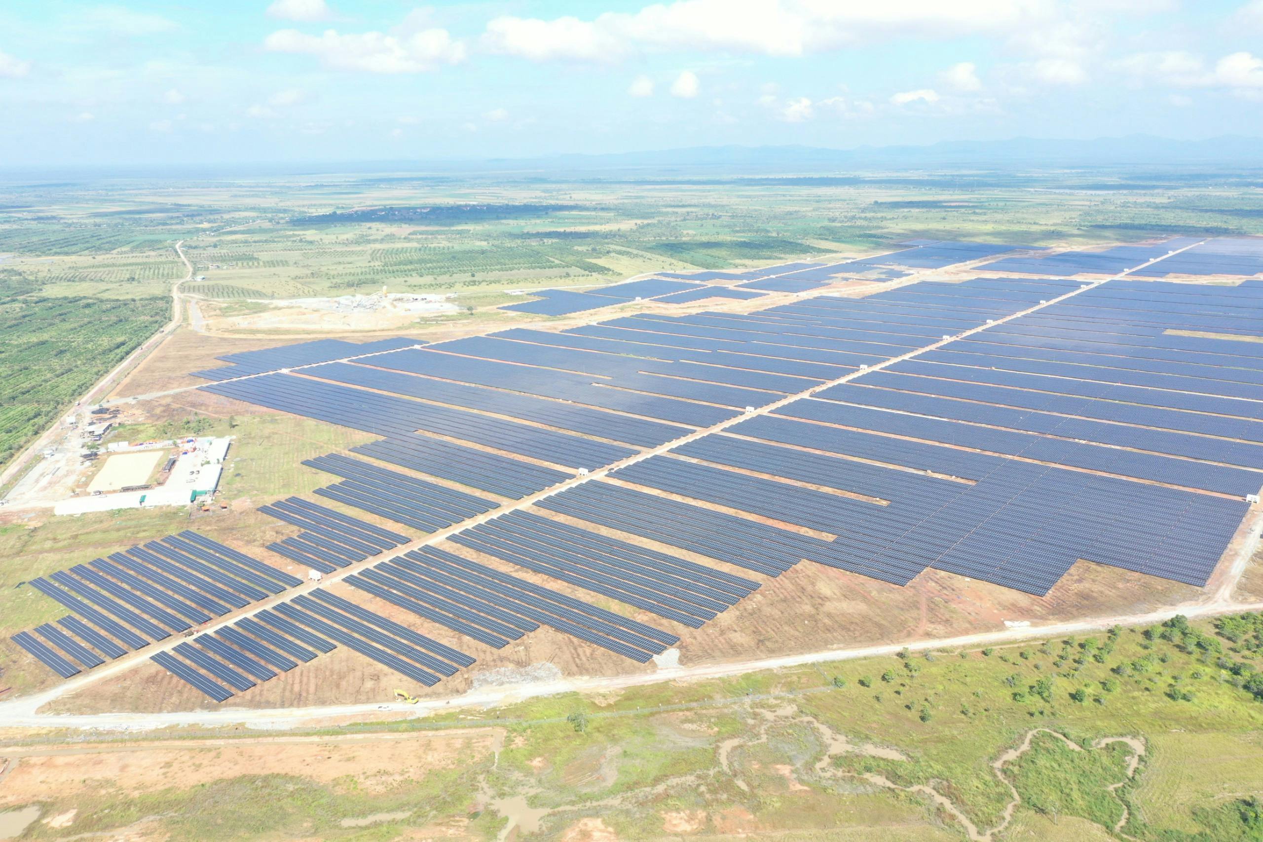 JinkoSolar successfully supplies 541MW Tiger Mono facial to Xuan Thien Ea-Sub Project Phase I in Vietnam