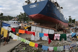 Haiyan_Ship_Philippines