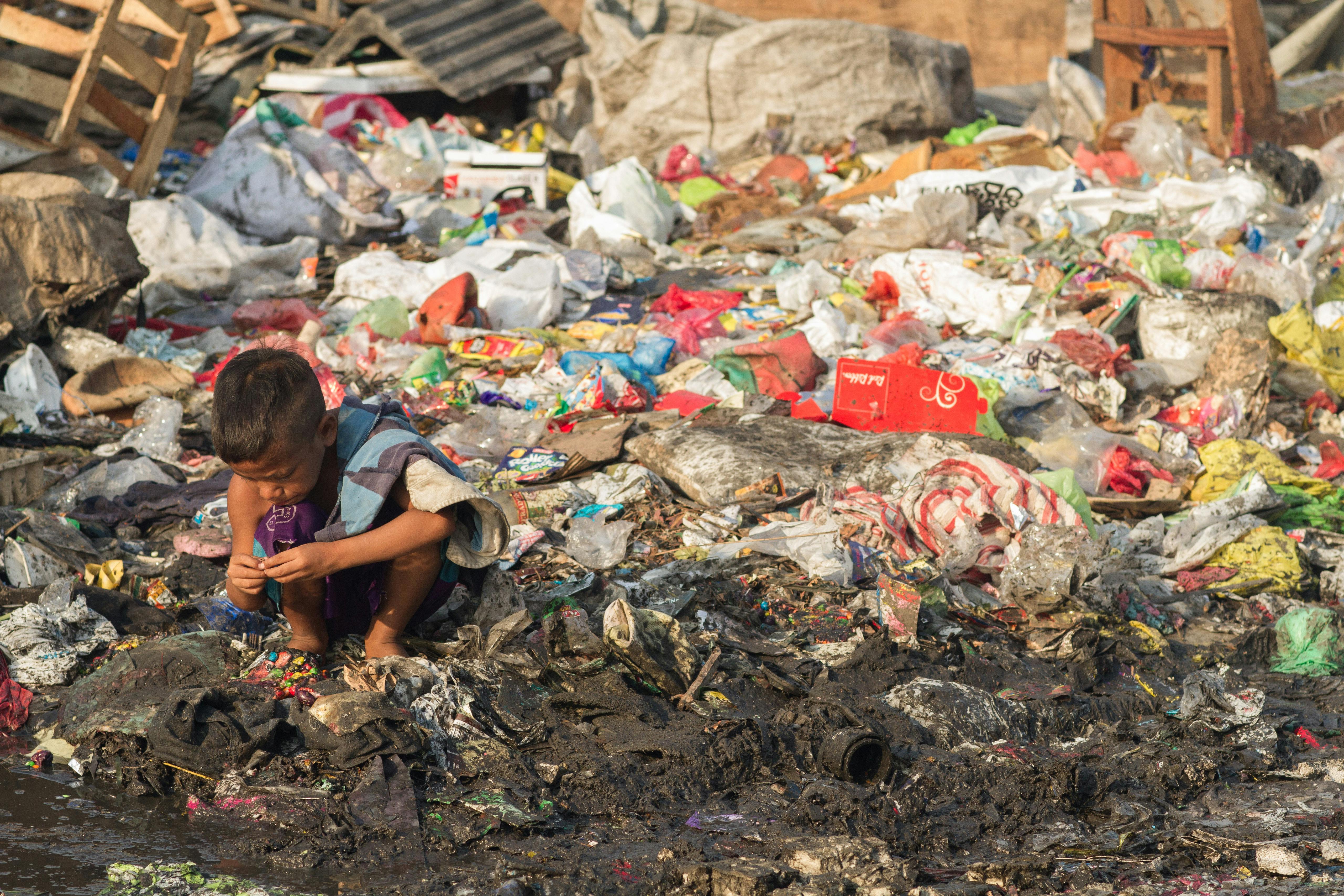 Philippines Aid Worker Fights Plastic Tide To Protect Island | News ...