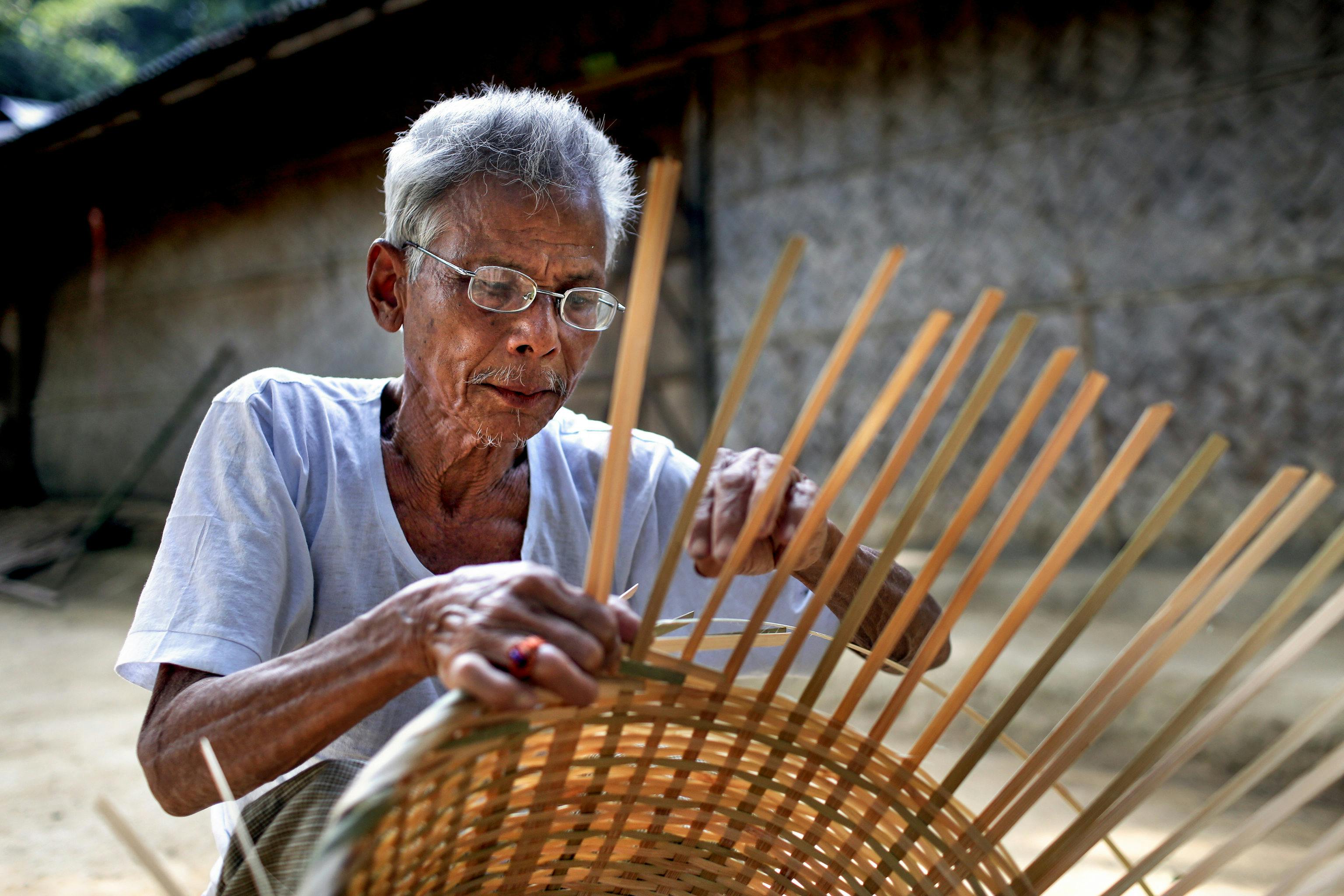 Farmer_Basket_Weaving_Bangladesh