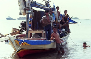Fishing_Merak_Indonesia