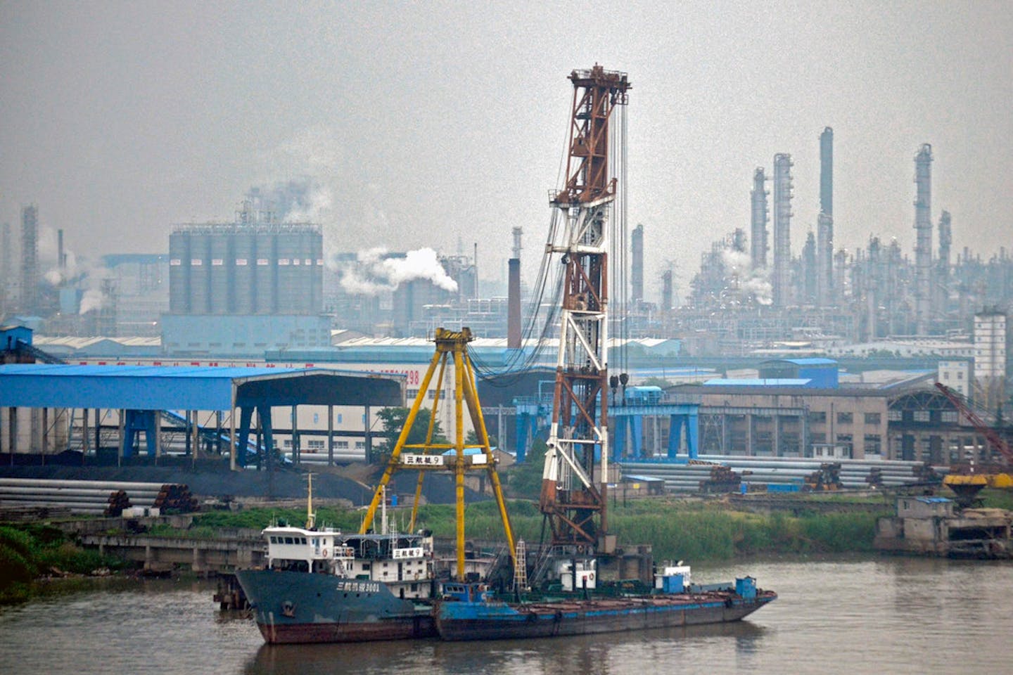 Coastal ports in China transport coal