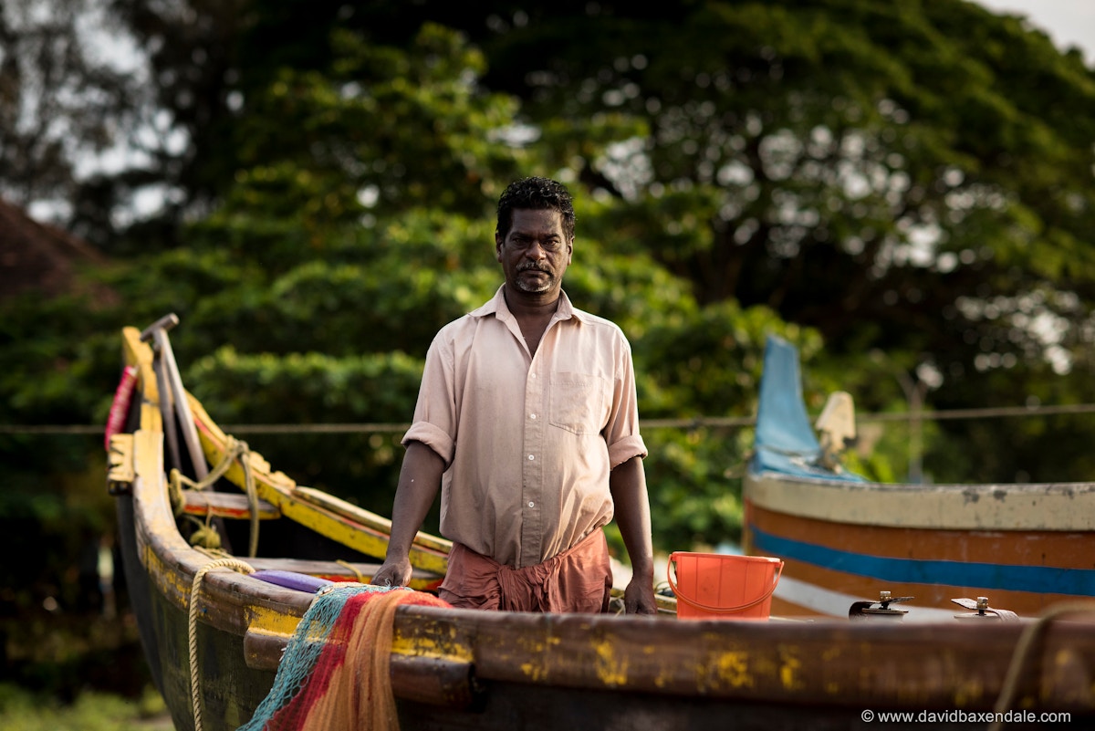 Indian fishermen use smartphones to map a vanishing way of life