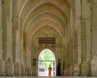 Mosque_Entrance_Bangladesh