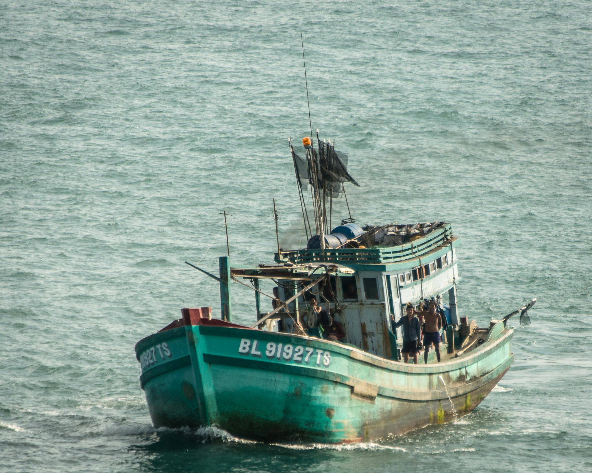 Overfishing_South_China_Sea