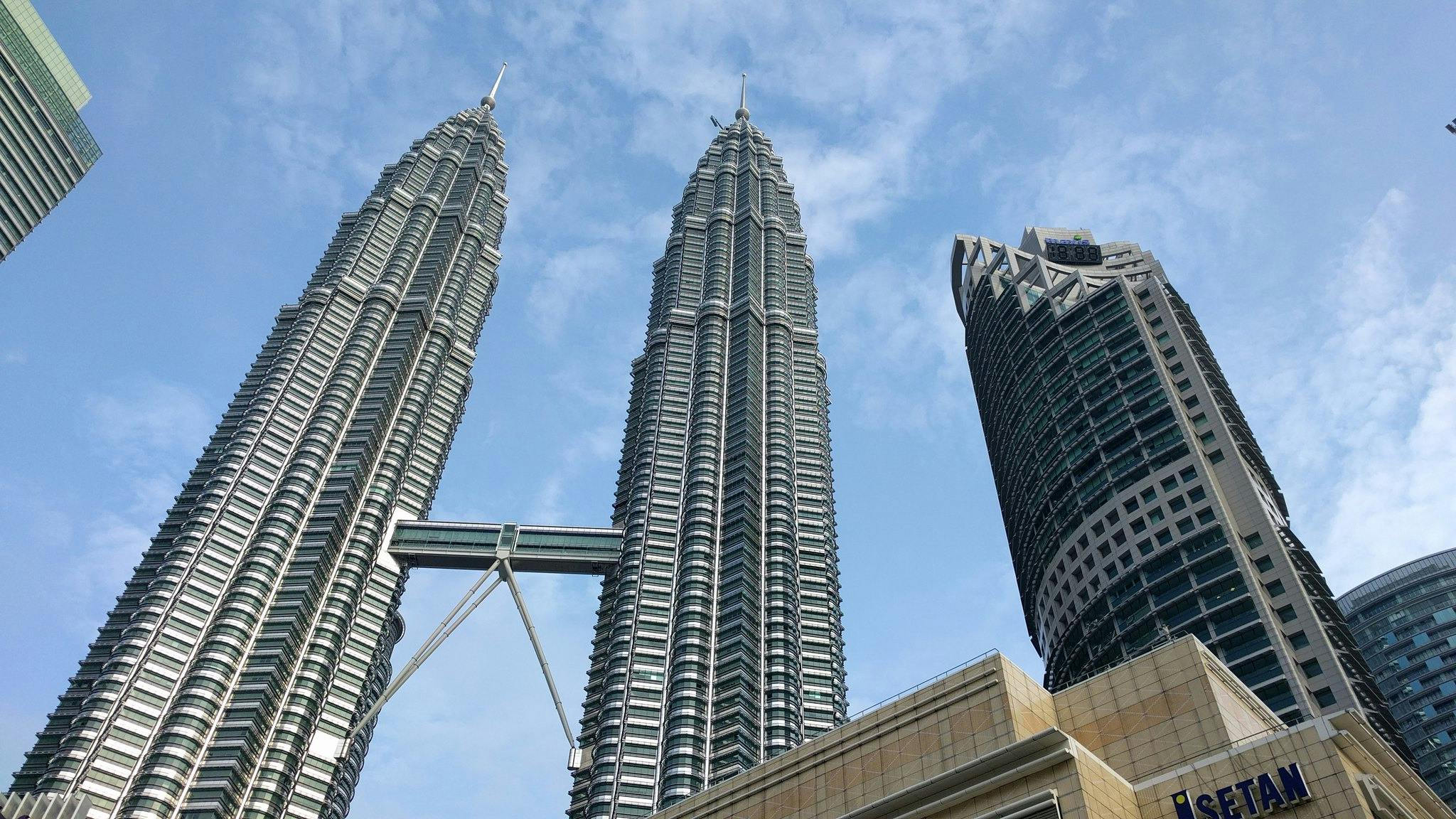 Petronas_Tower_EV_Malaysia