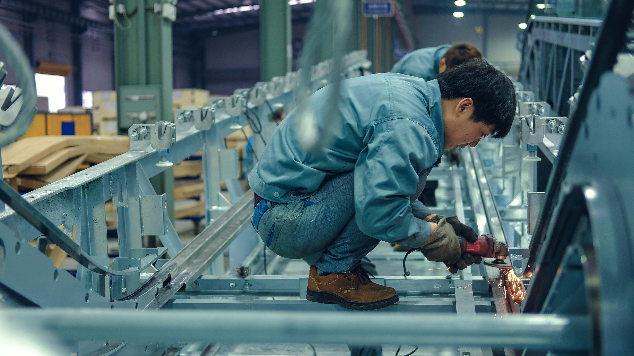 Green_Jobs_Worker_China