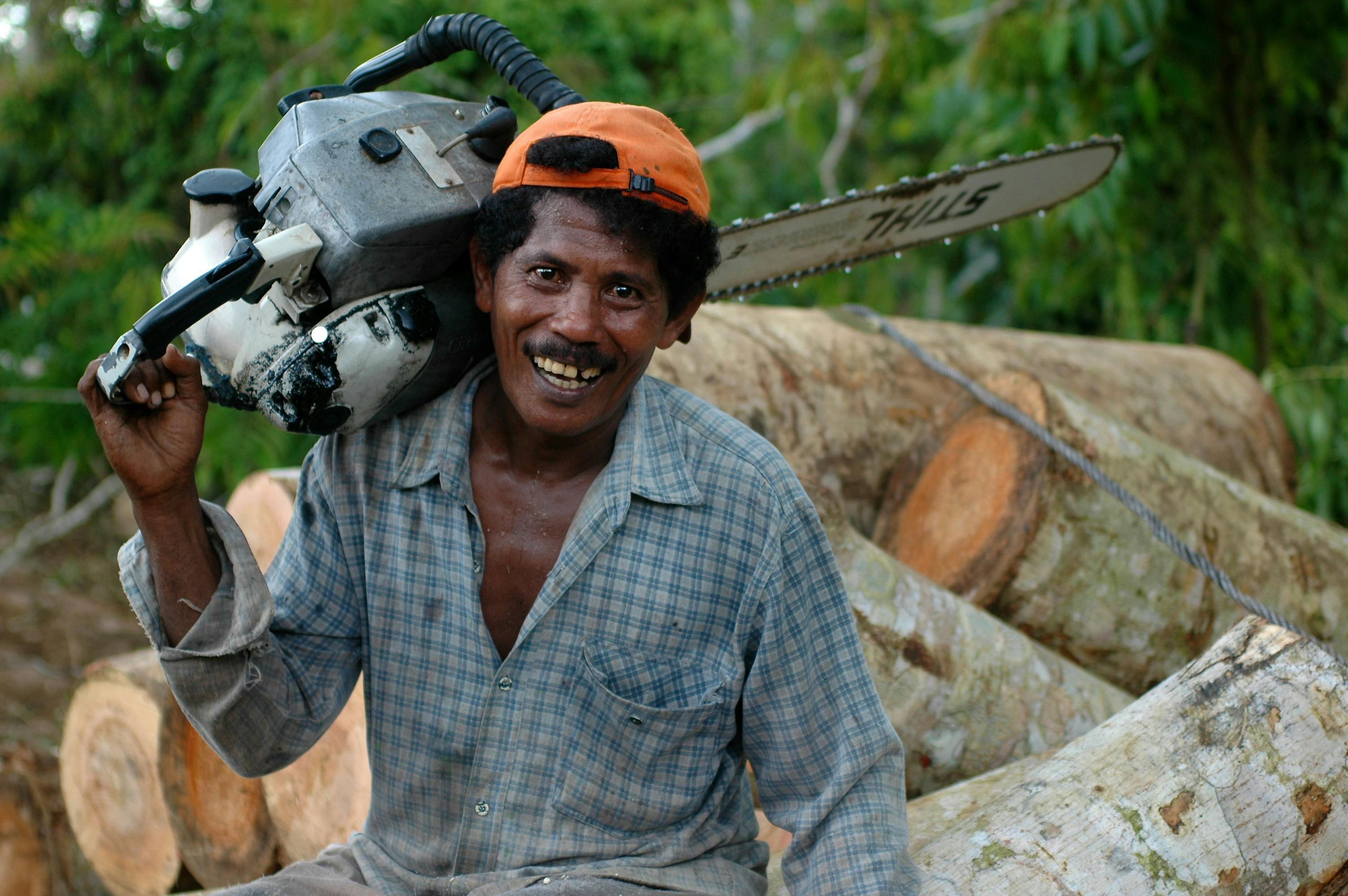 Sawmill_Worker_East_Kalimatan