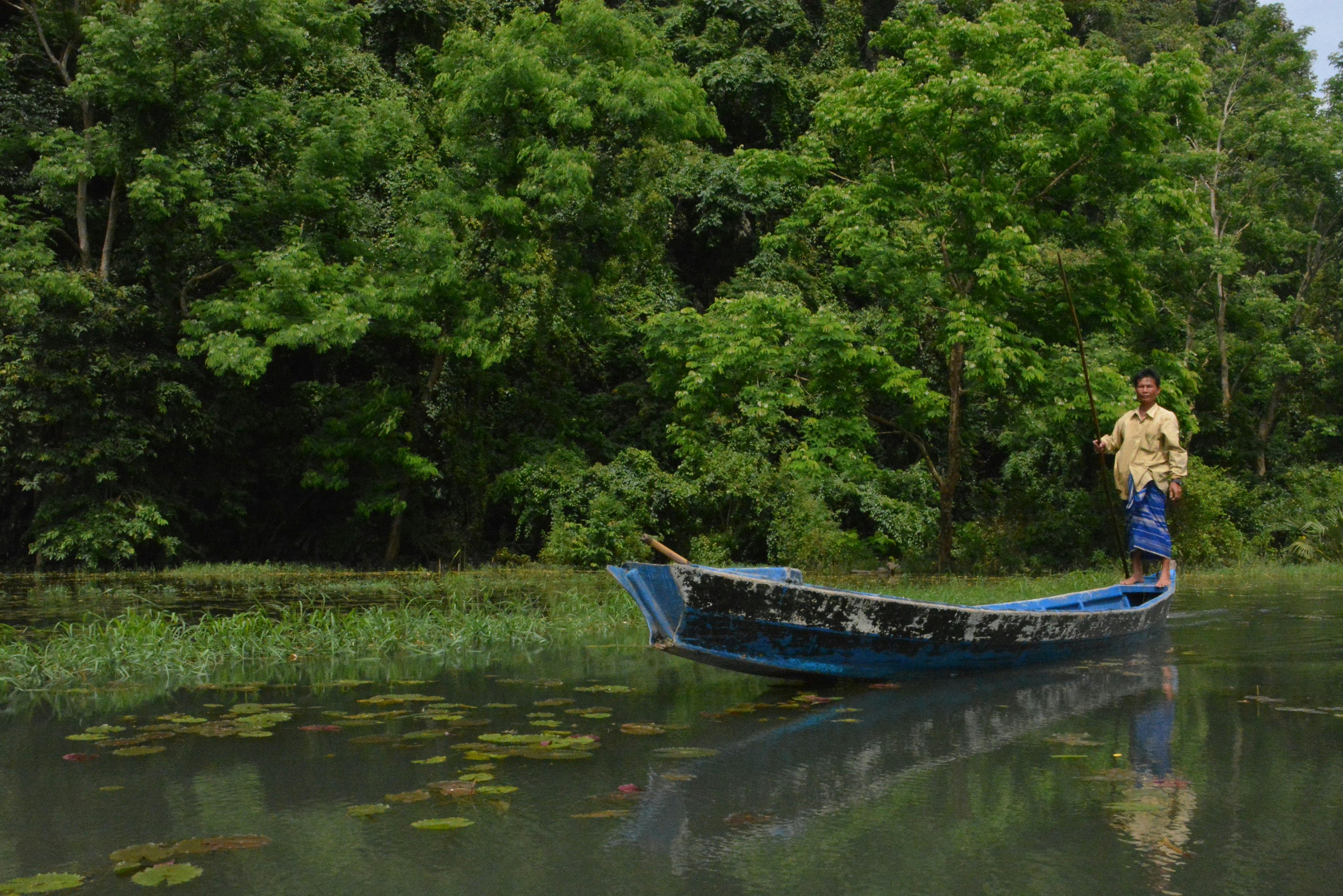 River_Boatman_Myanmar