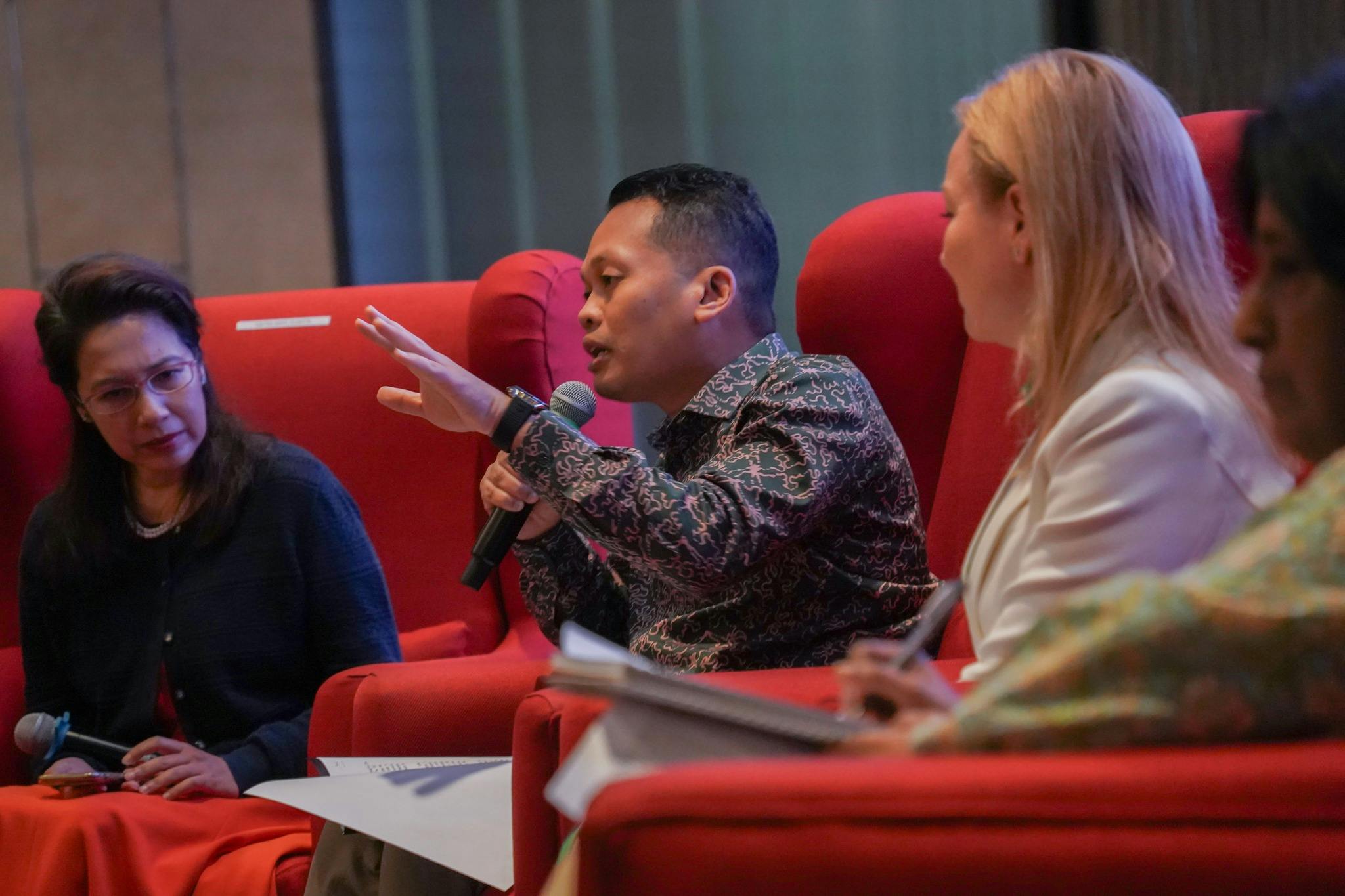 “未来的艰难决定”：马来西亚必须协调州和联邦管辖权……