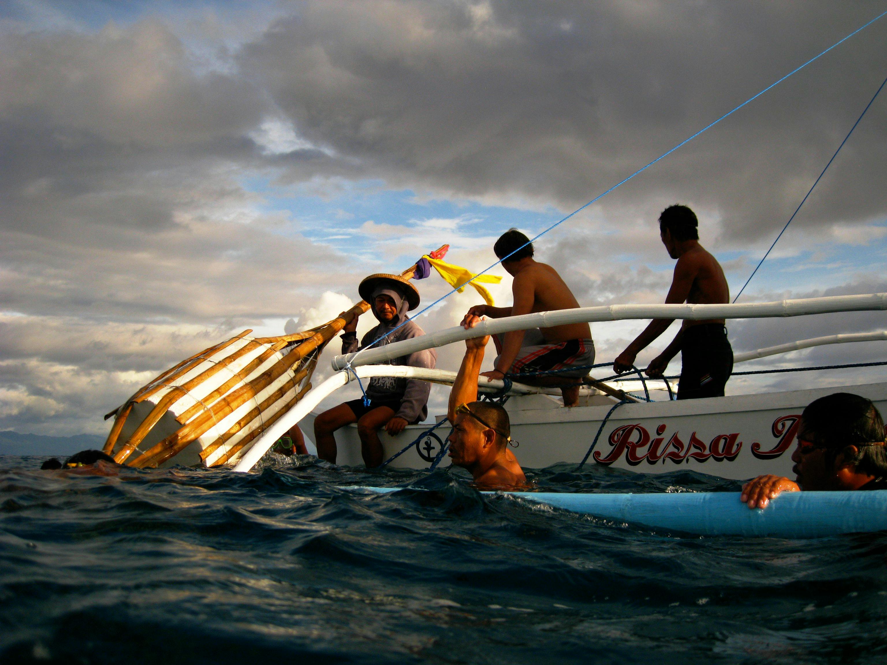 Filipino_Fishermen_Cebu_Philippines