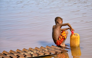 Boy_Fetching_Water_Madagascar