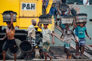 Coal_Workers_Stevedoer_Bangladesh