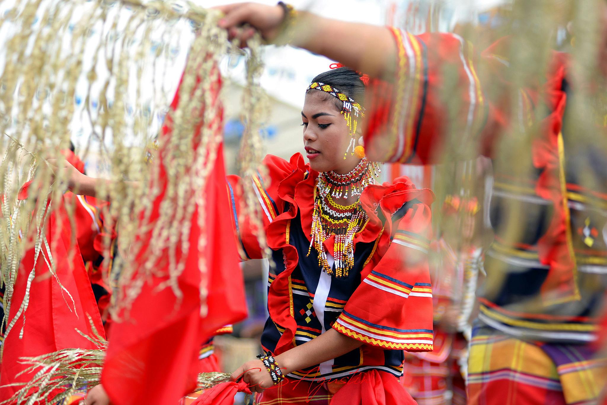 Matigsalug_Dancers_Indigenous_Peopls