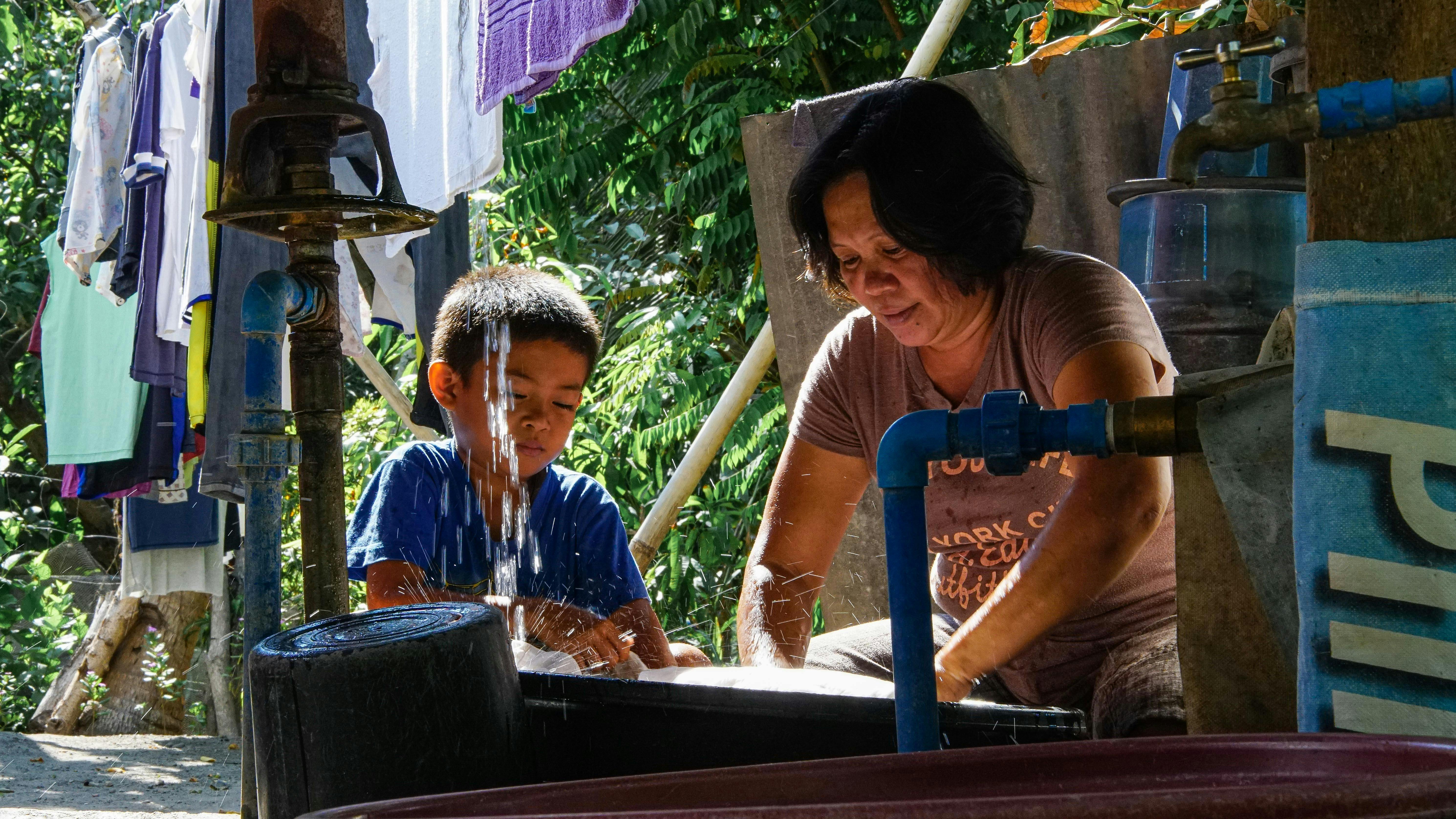 Mother_Child_Laundry_Water_Philippines