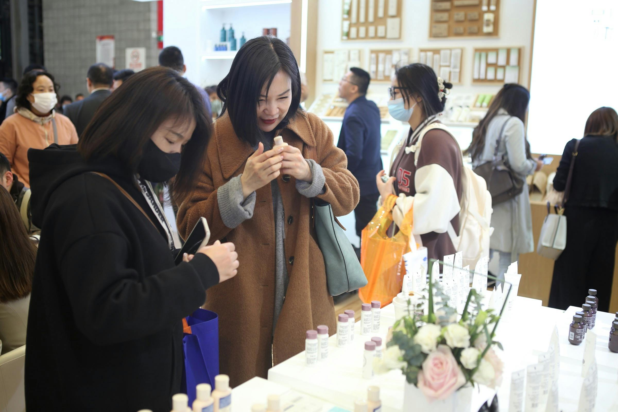 Ming Fai International Holdings_cosmetics