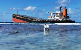 IMO helping out Mauritius oil spill