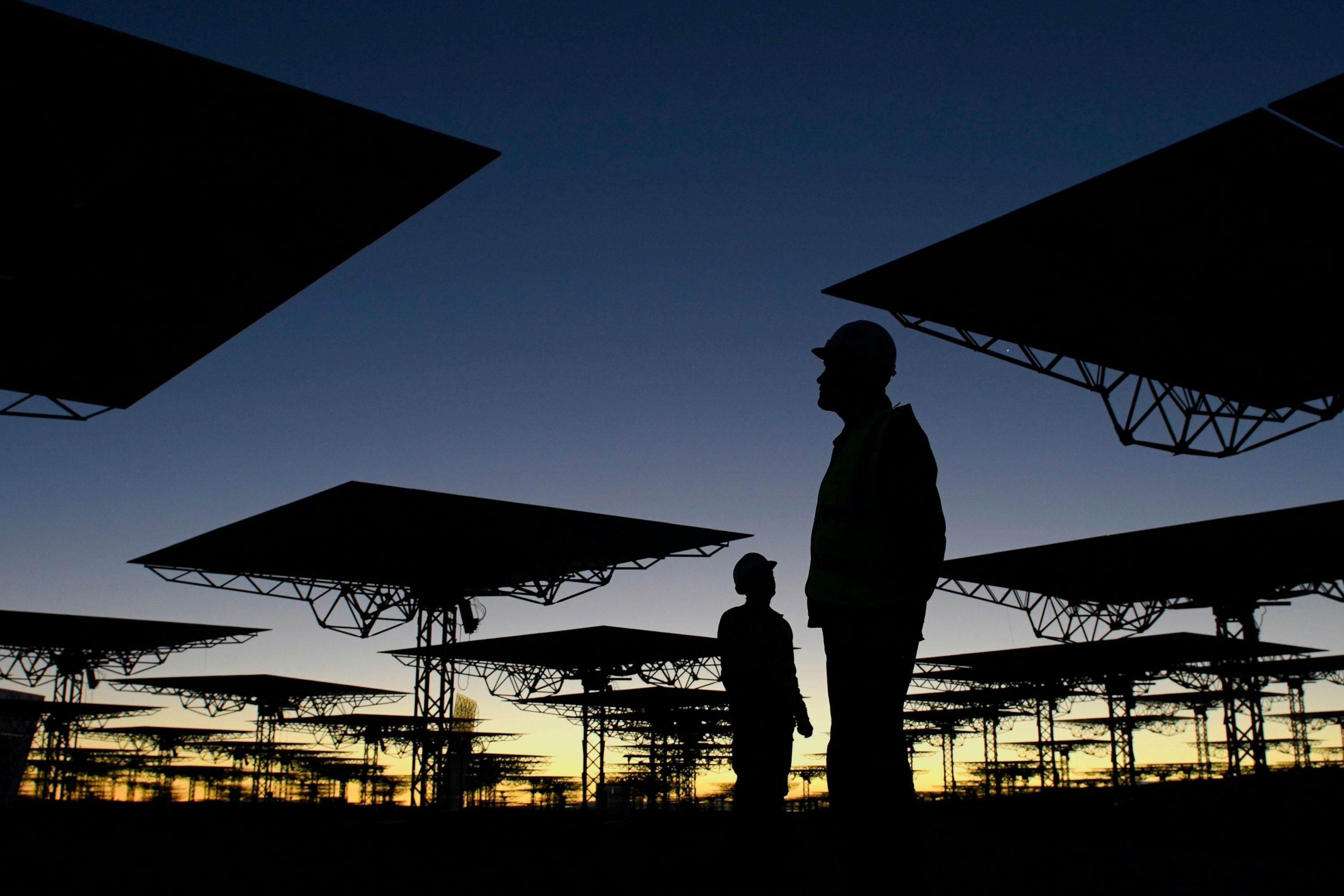 Solar_Power_Workers_IMF