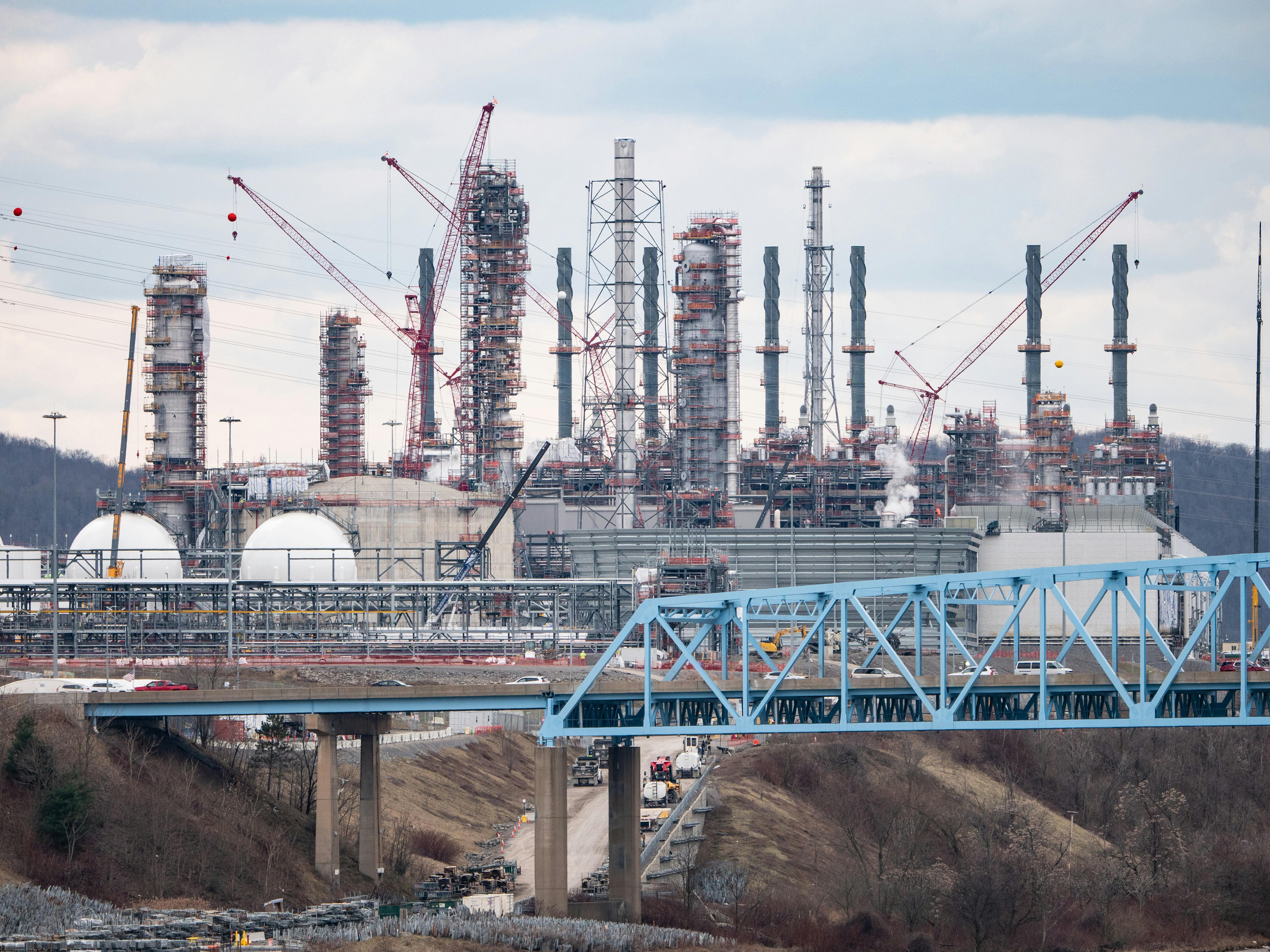 Petrochemical_Plant_Shell_Carbon_Capture