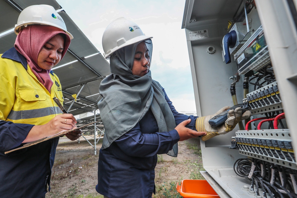 Subsidi bahan bakar fosil, biaya tinggi melambatkan transisi energi di pedesaan Indonesia