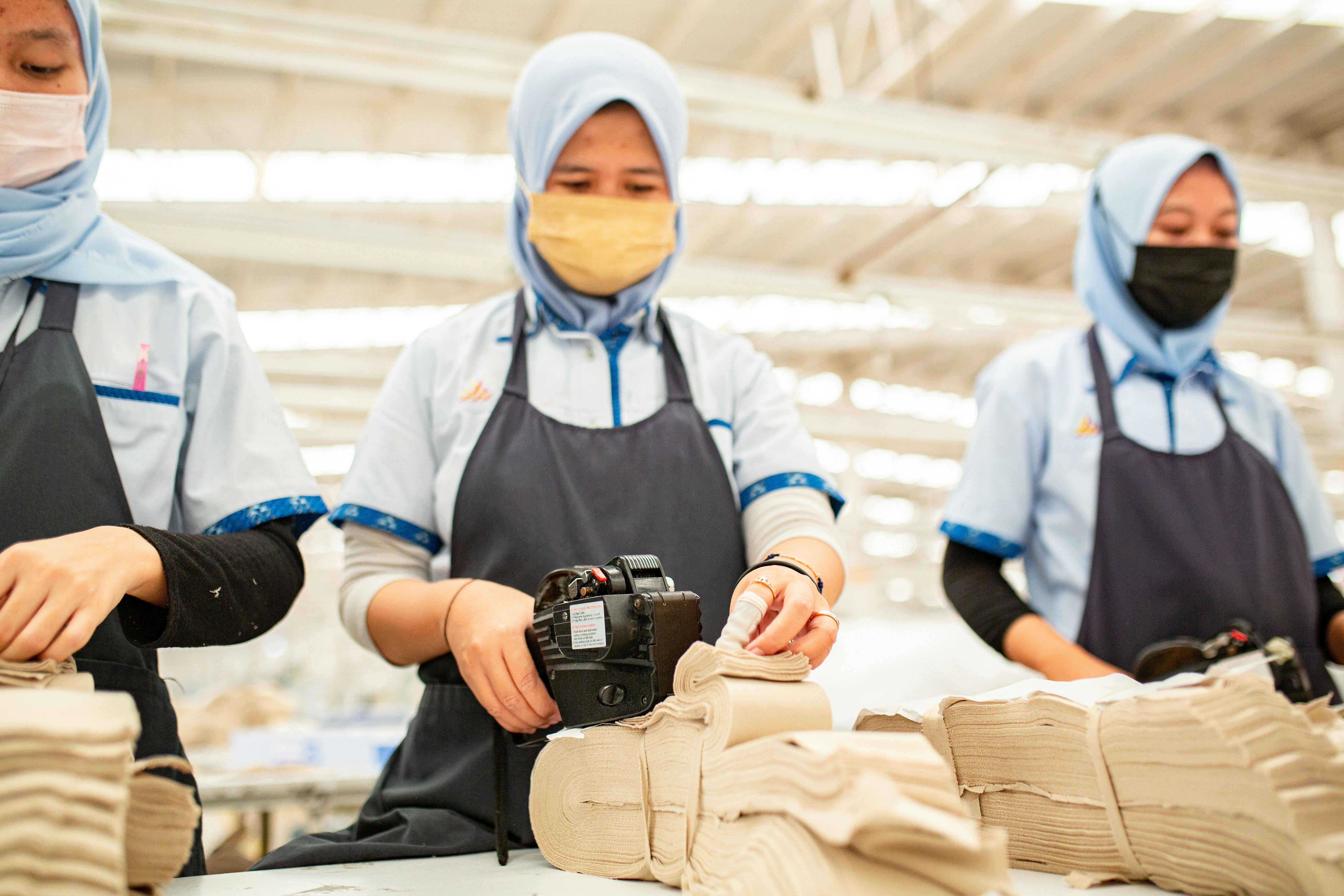 Garment_Workers_Regulation_Indonesia