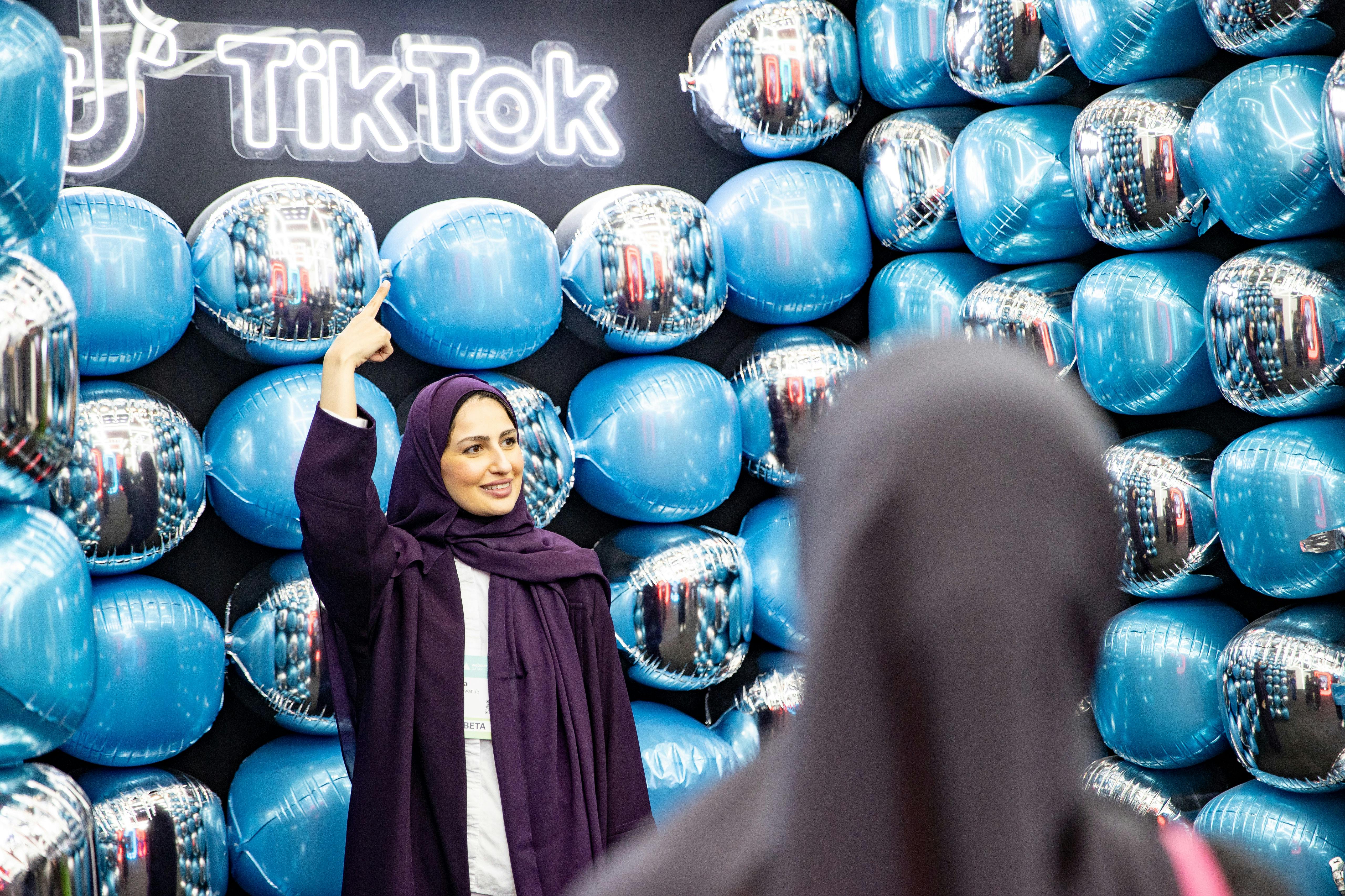 TikTok_Booth_Social_Media_Regulation