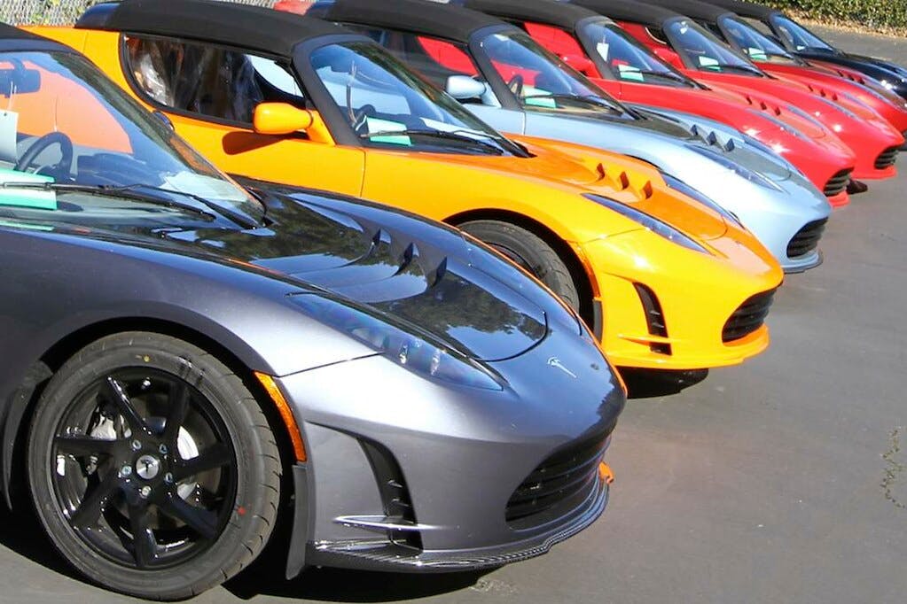 Tesla_Invest_Indonesia