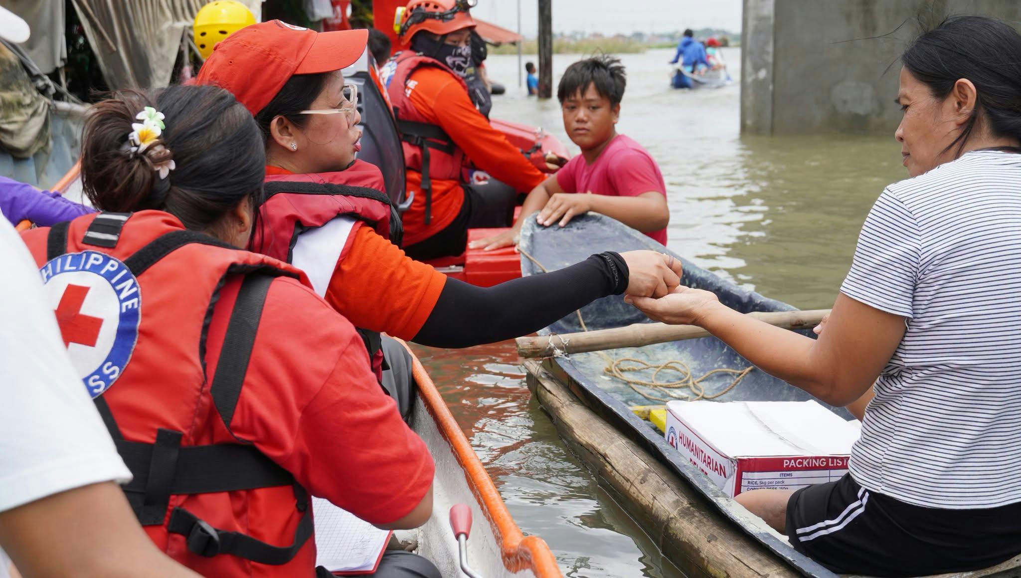Residents of Bulacan receive help amid typhoon
