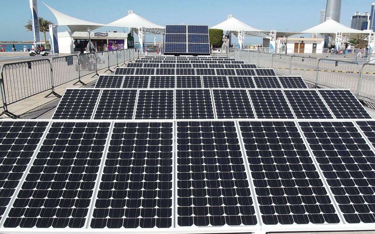 solar panels abu dhabi
