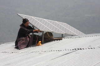 Solar_Woman_Bhutan