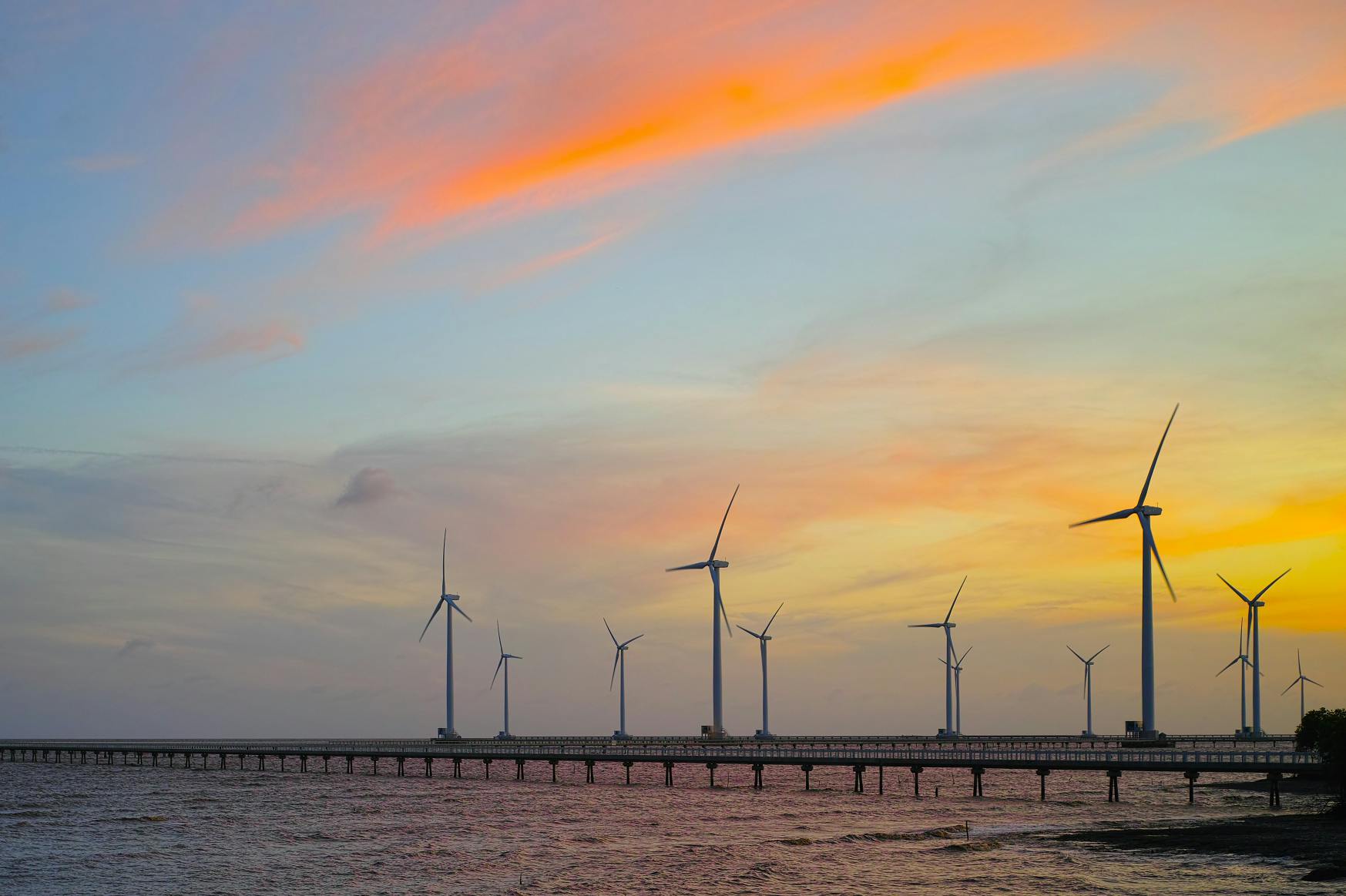 Trang trại gió ngoài khơi Việt Nam