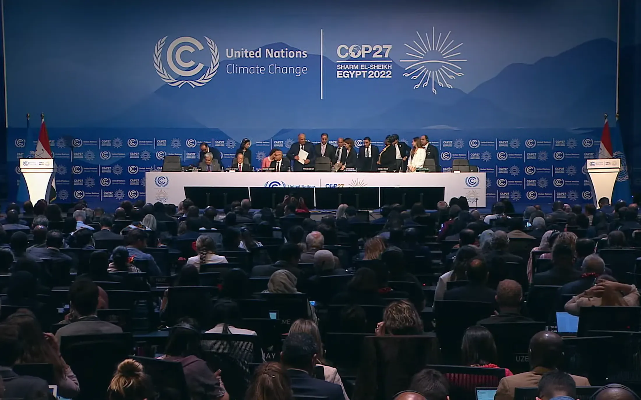 COP27: World leaders agree to talk about paying for loss and damage ...