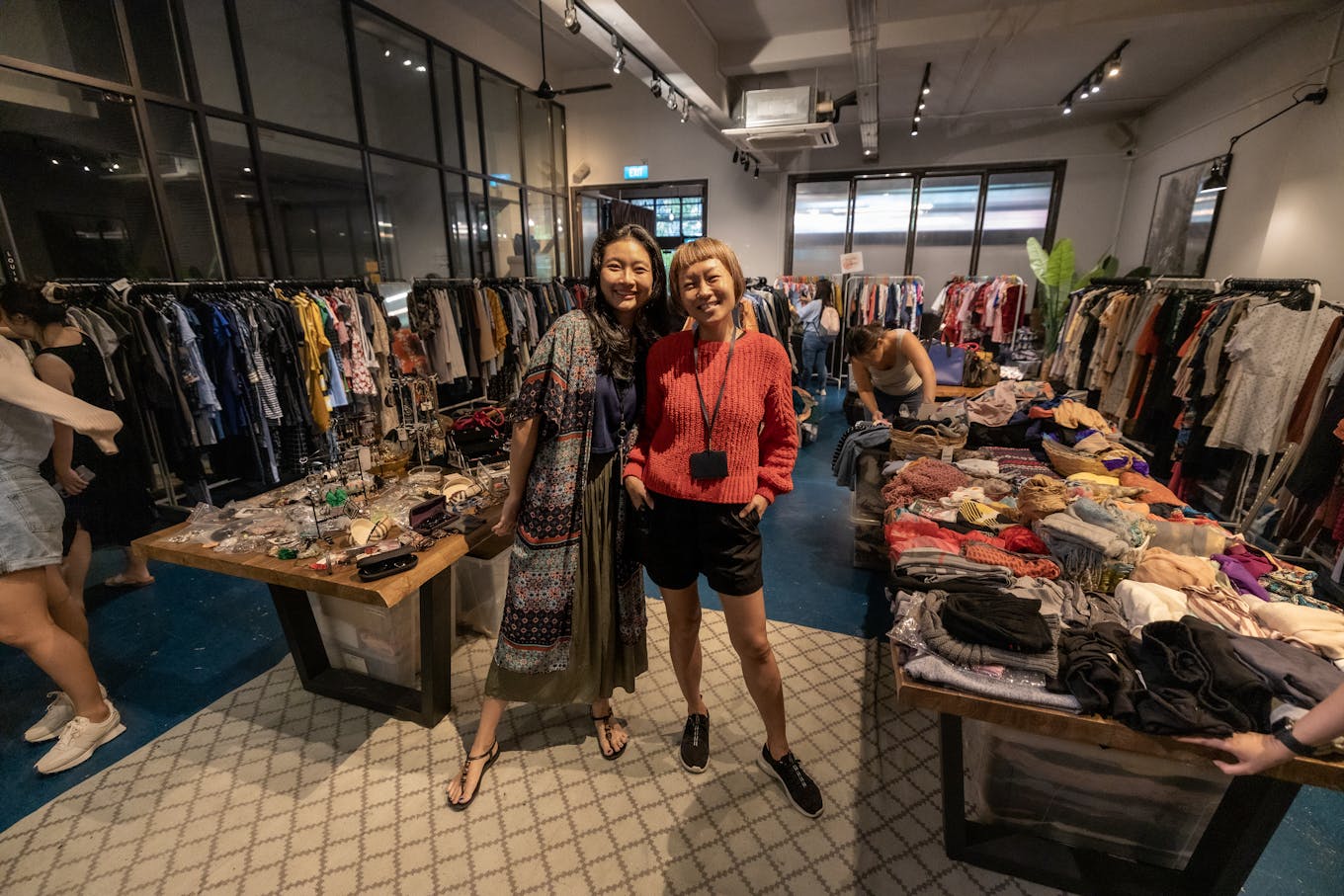 Cloop fashion swap and thrift store