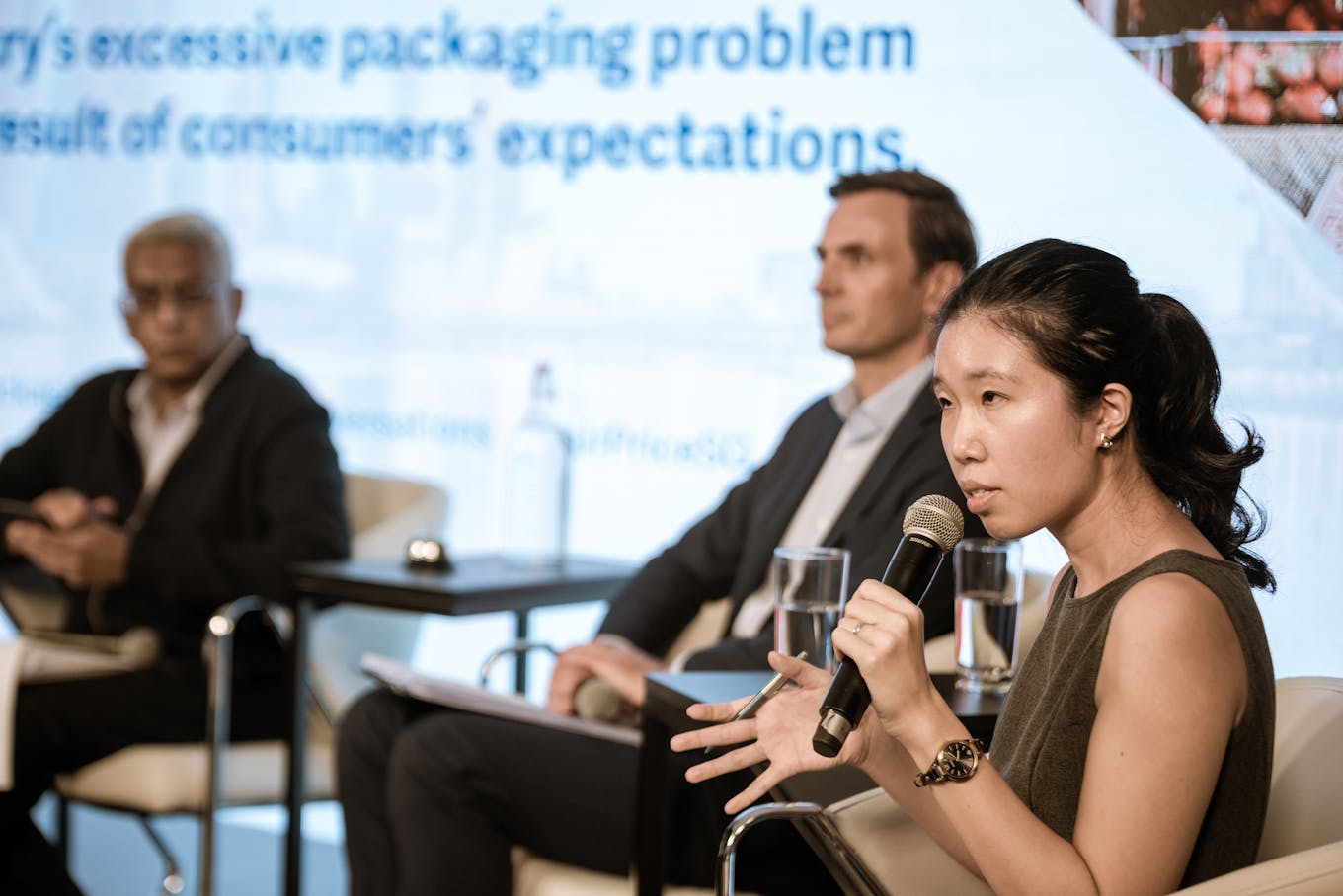 Hailin Pek makes her cases against the motion that consumer expectations are responsible for excessive packaging