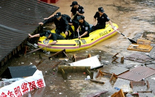 Chinese rescue workers floods 2007