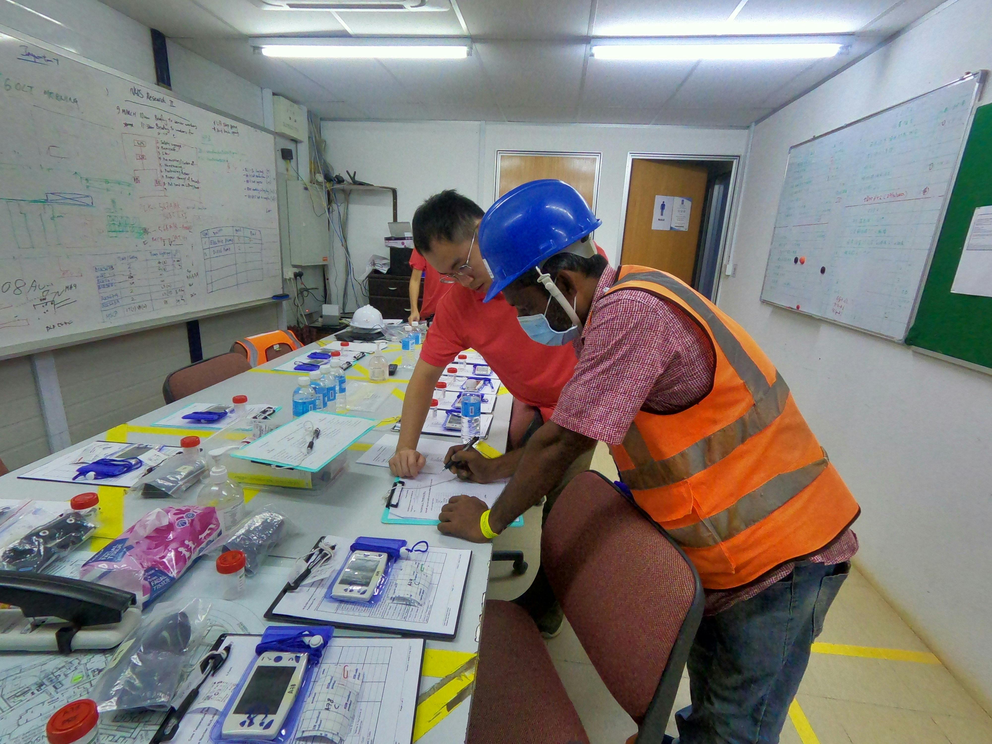 Construction workers_heat_Project HeatSafe