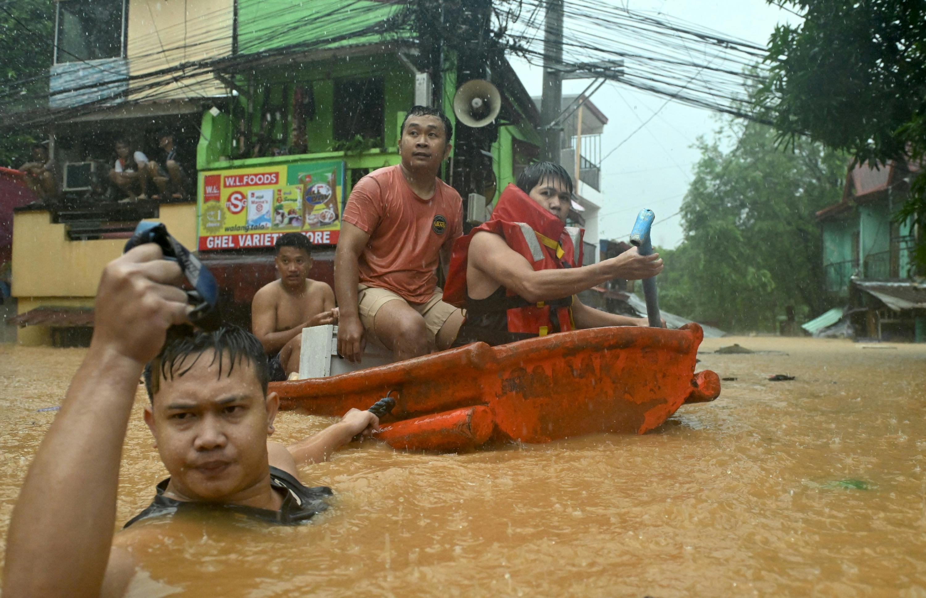 Extreme_Weather_Flood_Gaemi_Manila