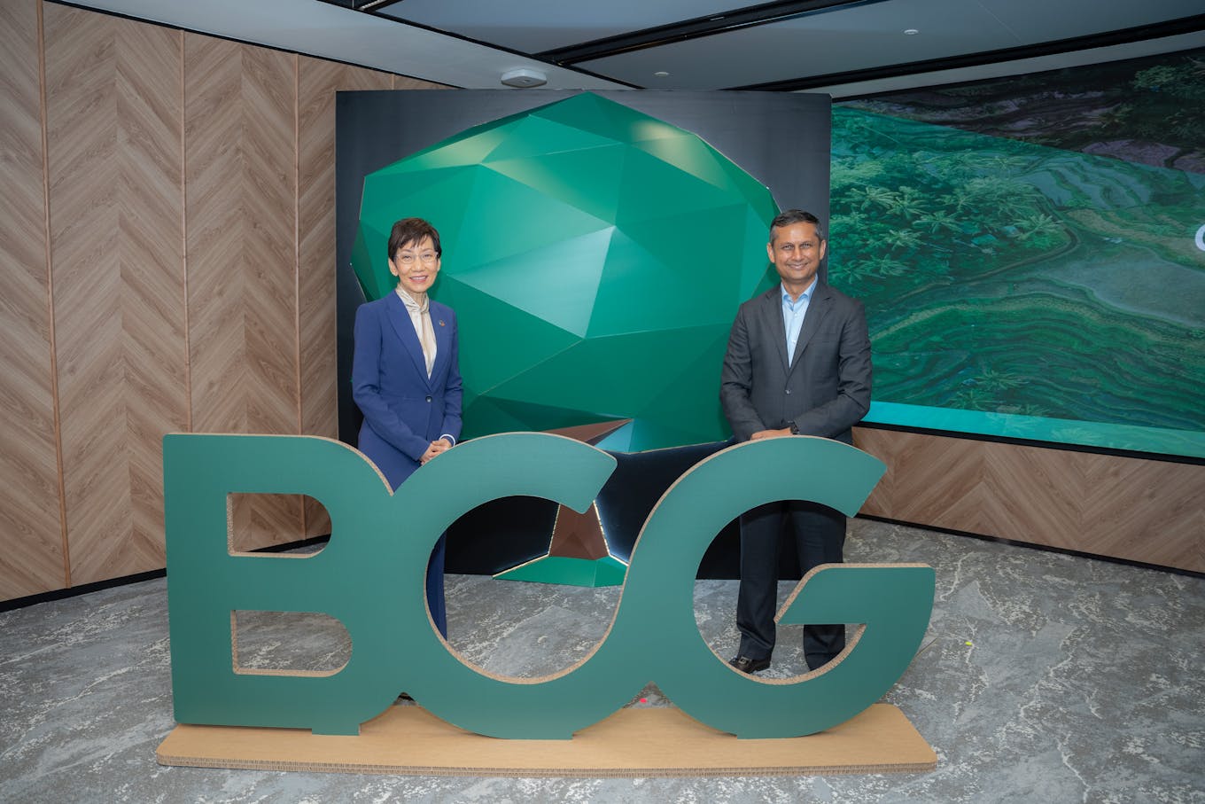 Grace Fu Neeraj Aggarwal BCG Singapore sustainability hub