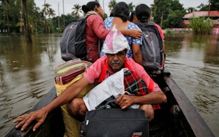 india flood evacuees