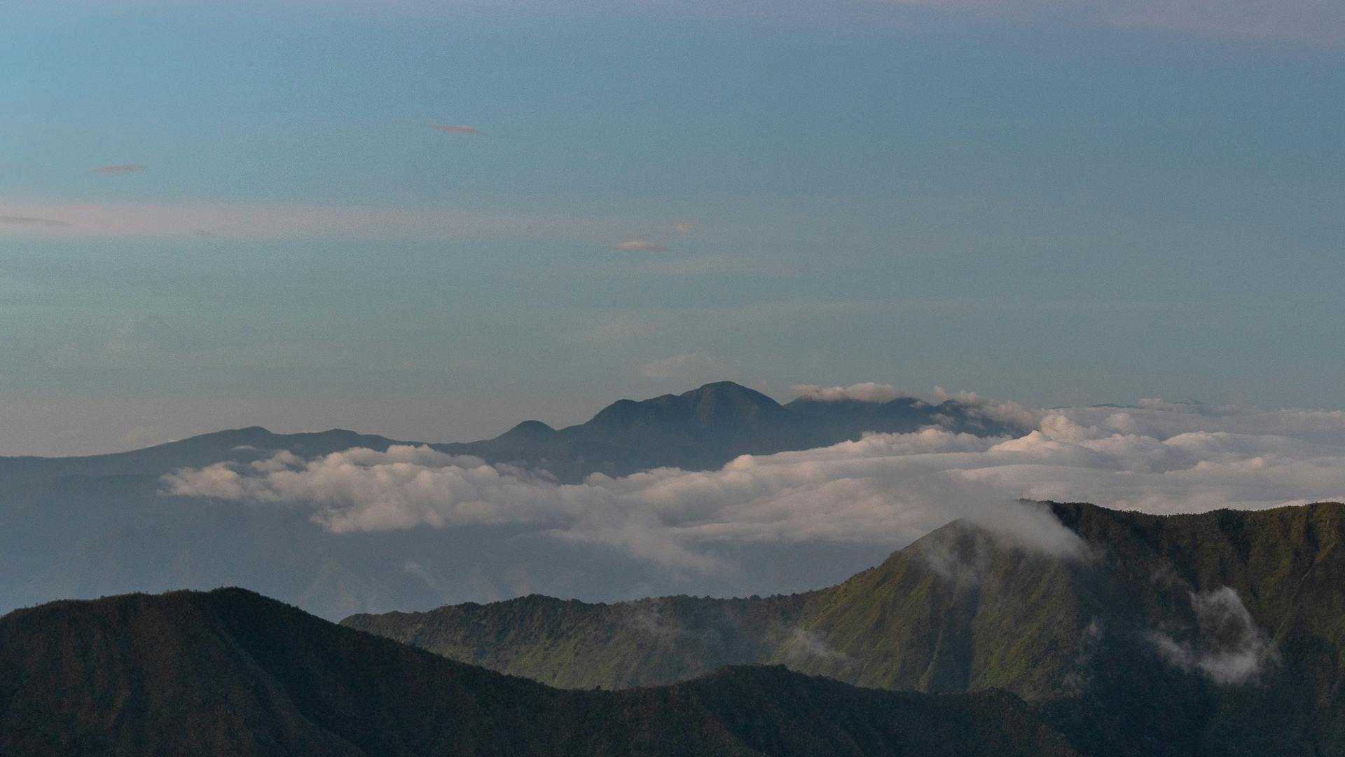 Mount_Kalatungan_Mountain_Range_Philippines