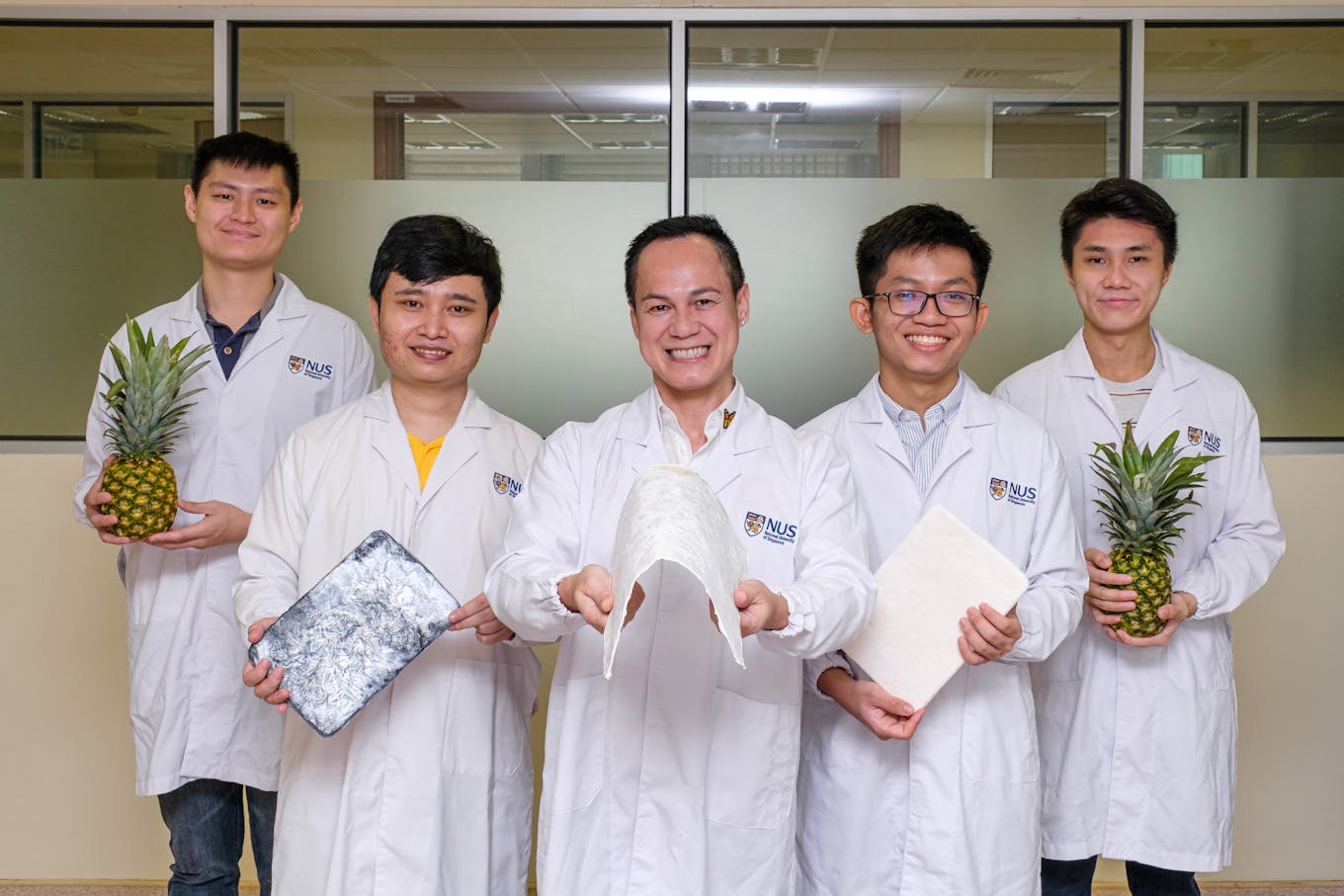 Prof Duong Hai-Minh and team