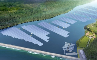 sembcorp tengeh reservoir solar floating farm