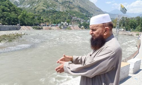 Hydropower push leaves Pakistani Kashmir's capital hot and bothered